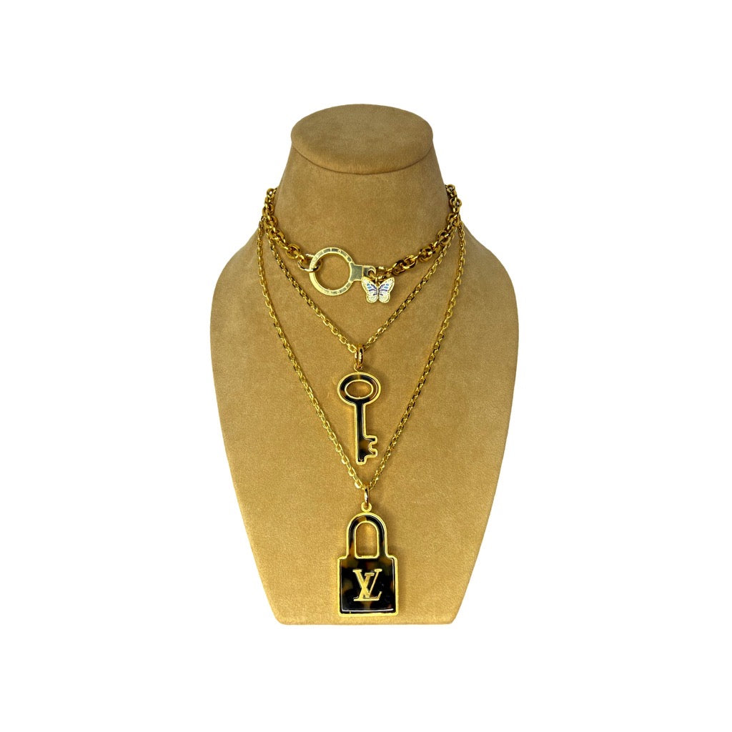 vuitton monogram ring necklace